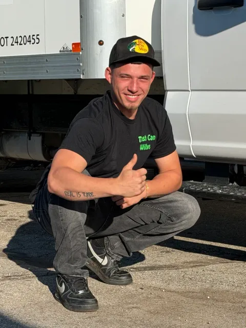 Xaiver Melendez, Crew at Trash Can Willy's