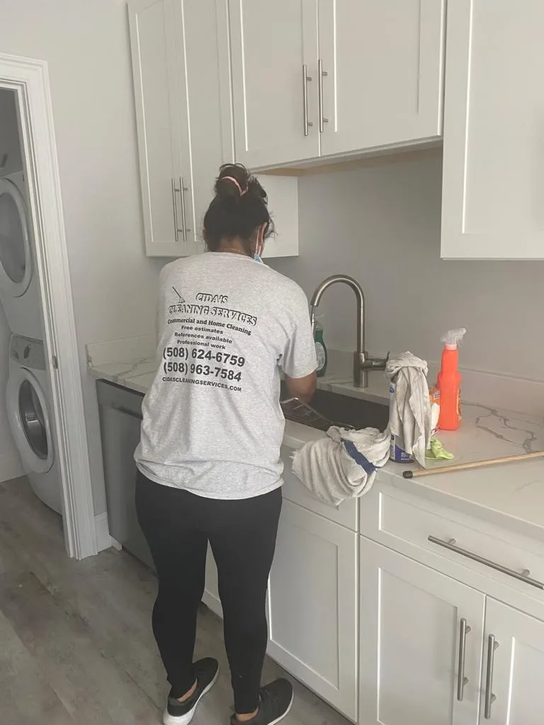 CIDA´S SERVICES MA CLEANING COMPANY