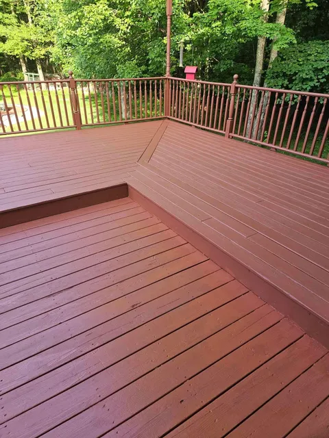 Painter Service company LR Painting in Springfield, MA