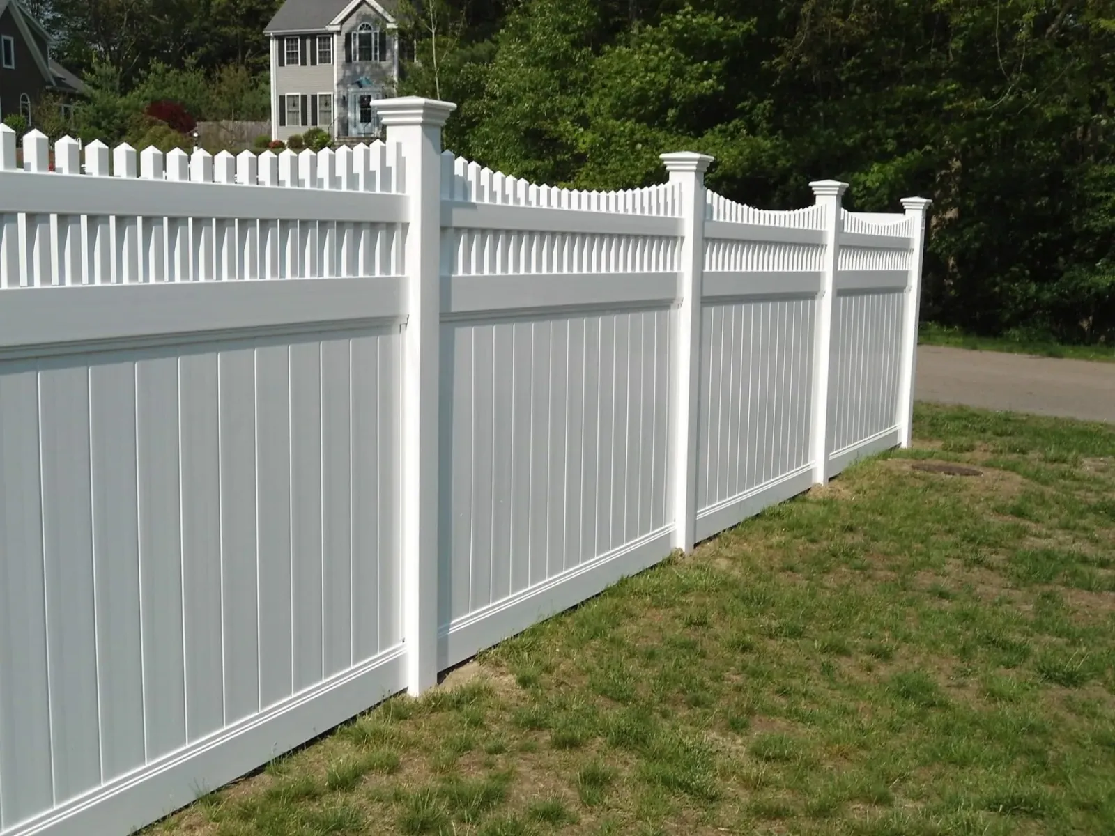 Vinyl fencing