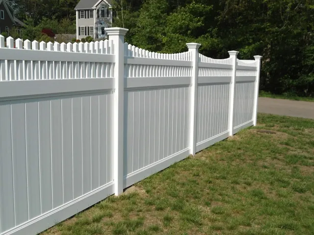 Vinyl fencing