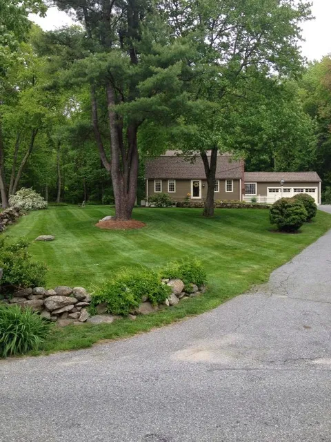Luna Landscaping Inc work photo