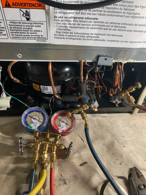 Appliance Techs work photo