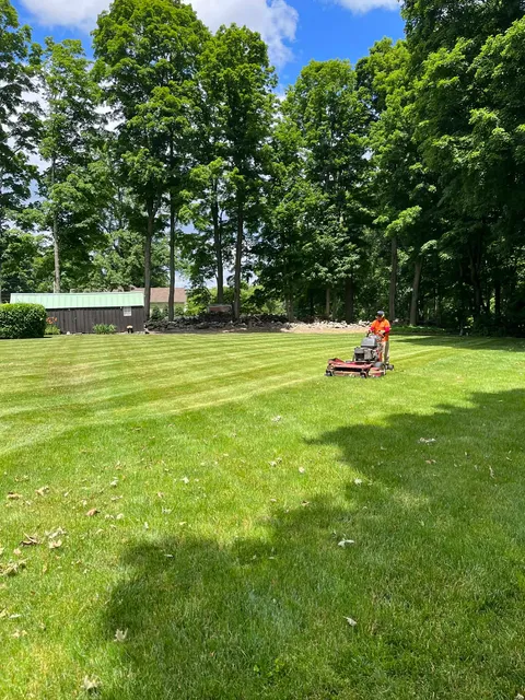 work photo from ecoearthlandscaping.com