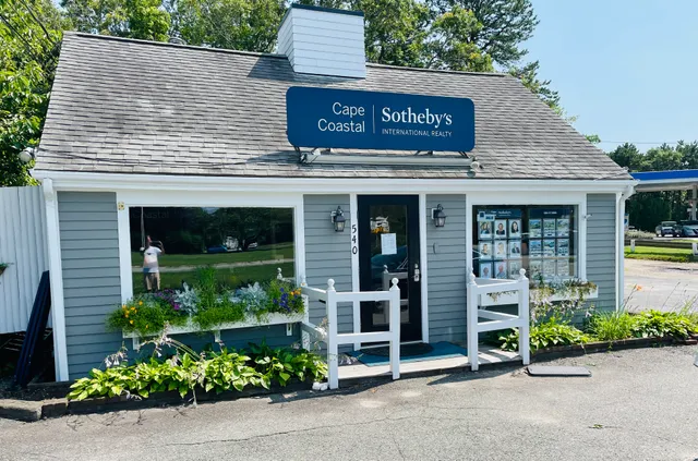 Cori Daddabbo, Cape Coastal Sotheby's International Realty work photo