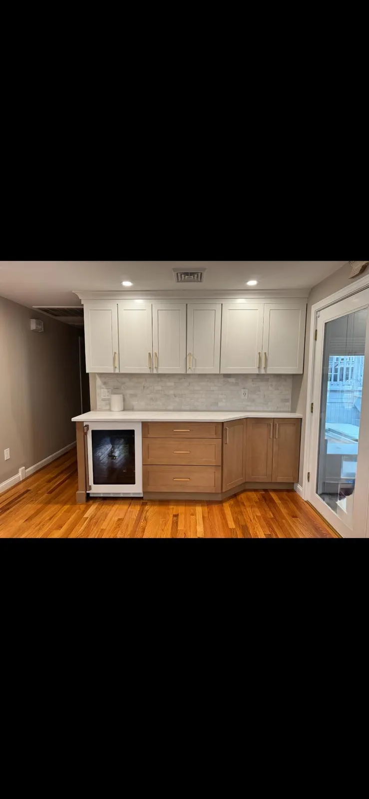 Kitchen lighting installation