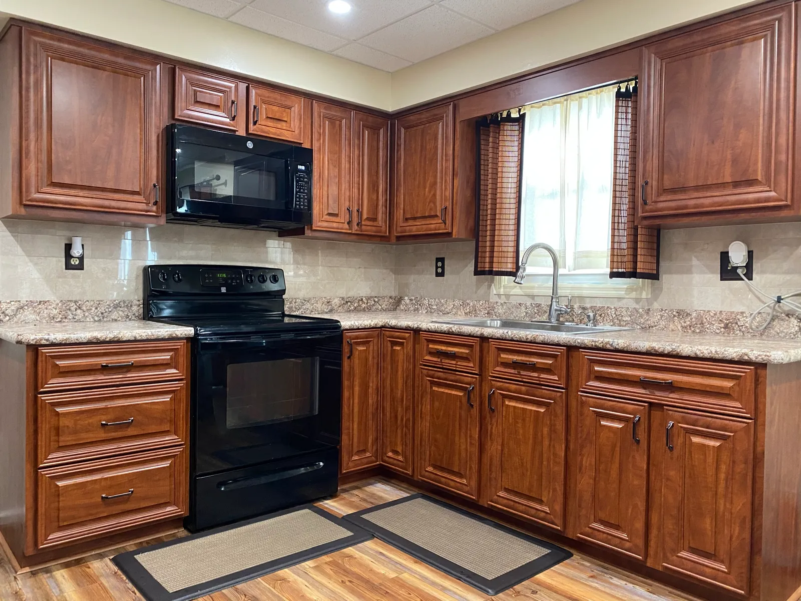 work photo from revelarekitchens.com
