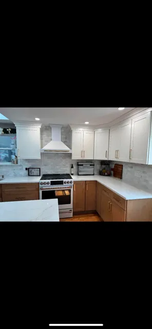 Kitchen lighting installation