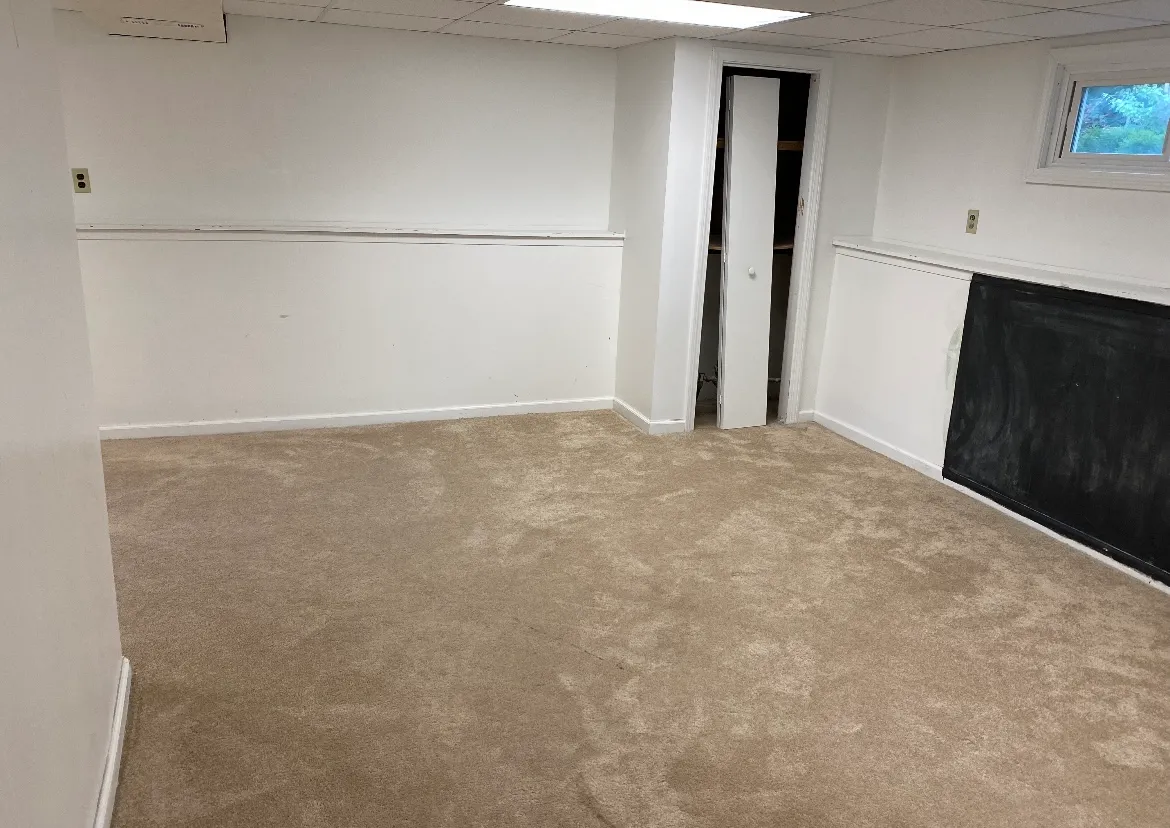 Glitz Clean House Cleaning and Junk Removal