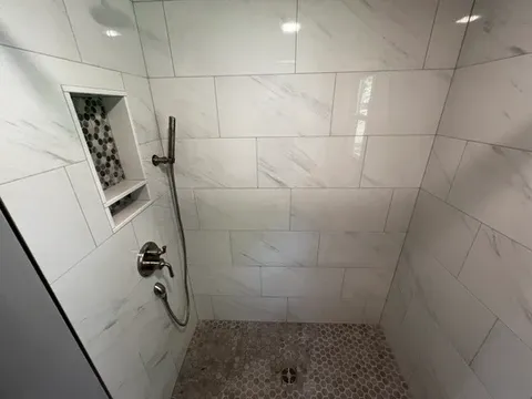 work photo from mcadieuxshomeremodeling.com