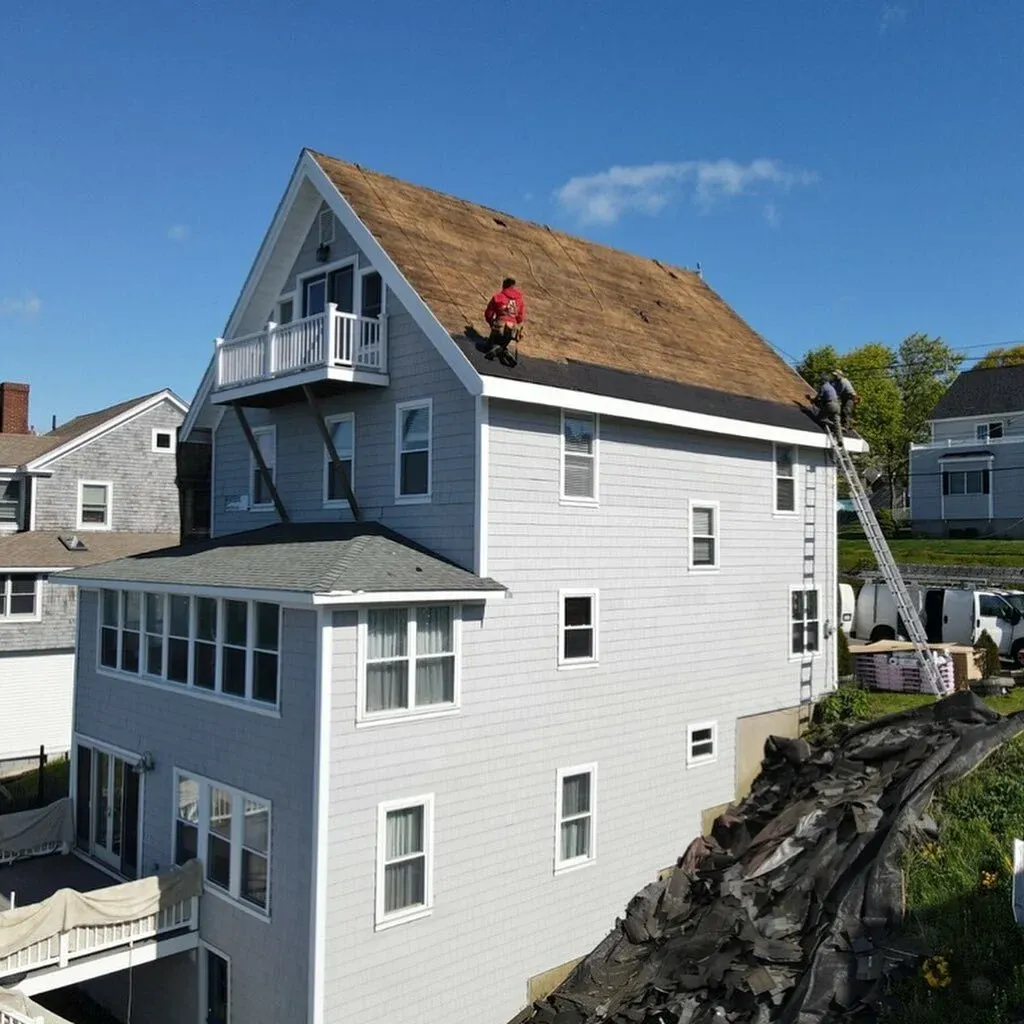 New sheathing and a new roof here in Hull backed with a lifetime warranty!