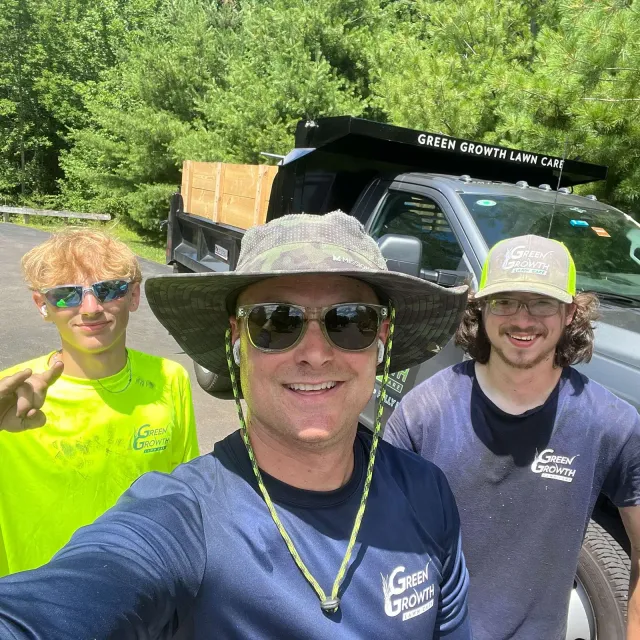Green Growth Lawn Care Team – Professional Lawn and Snow Services Since 2018