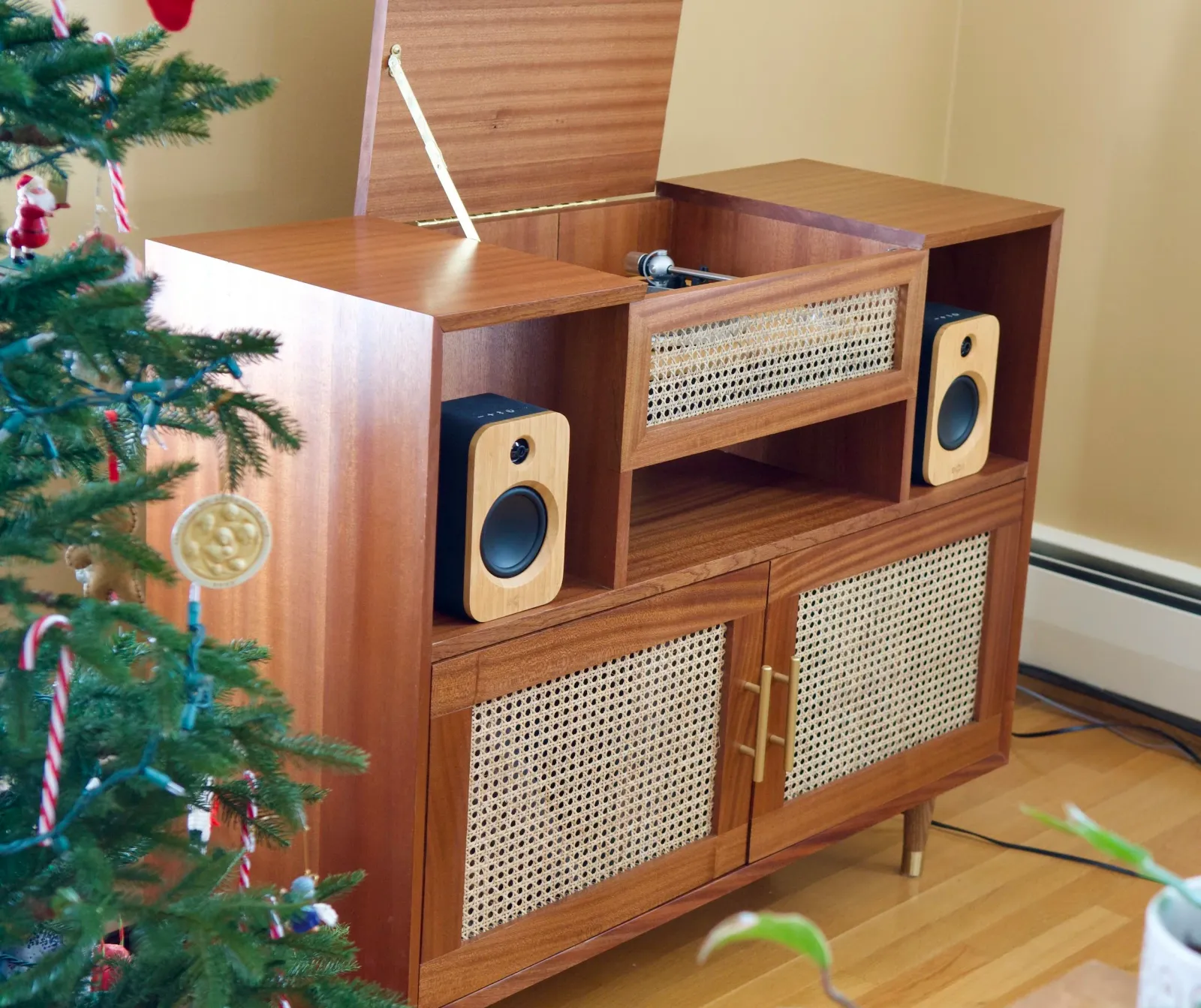 Phillips Record Console