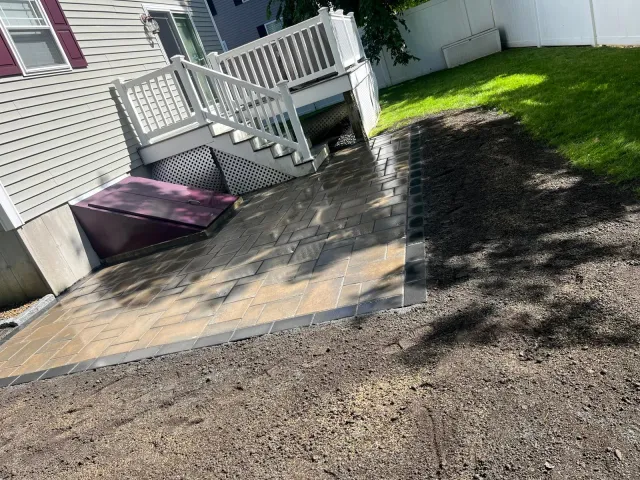 work photo from arlianoslandscapingllc.com
