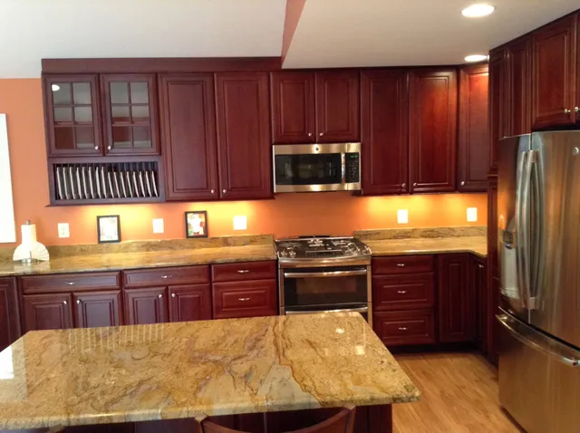 work photo from pinnaclekitchens-walpole.com