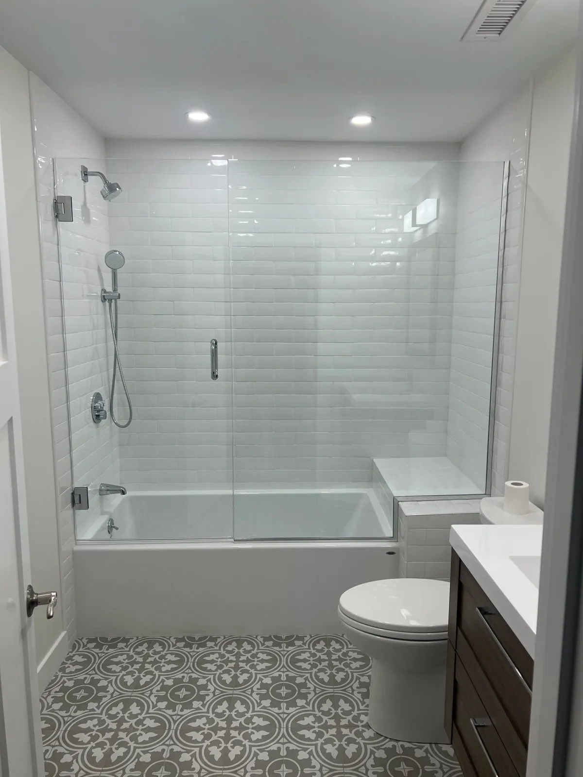 Custom_Bathroom_Shower_Tile_Remodel_Rooms_With_a_View_Westborough_MA_00005.jpeg