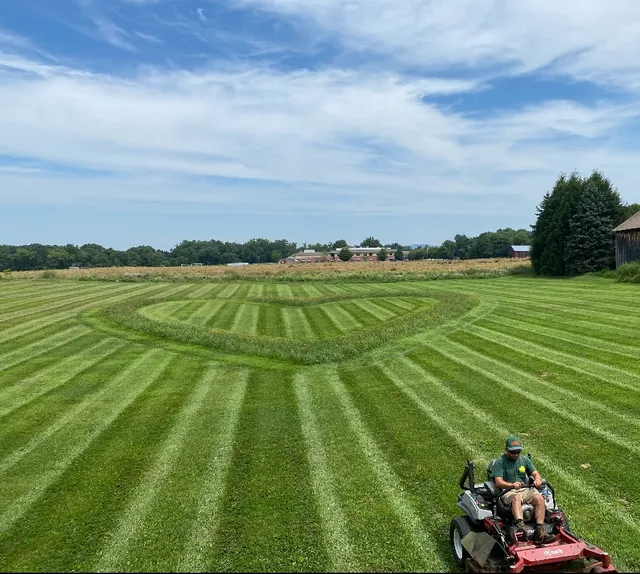 Summit Landscaping & Lawncare work photo