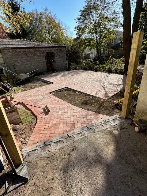 work photo from edgarlandscapeandconstruction.com