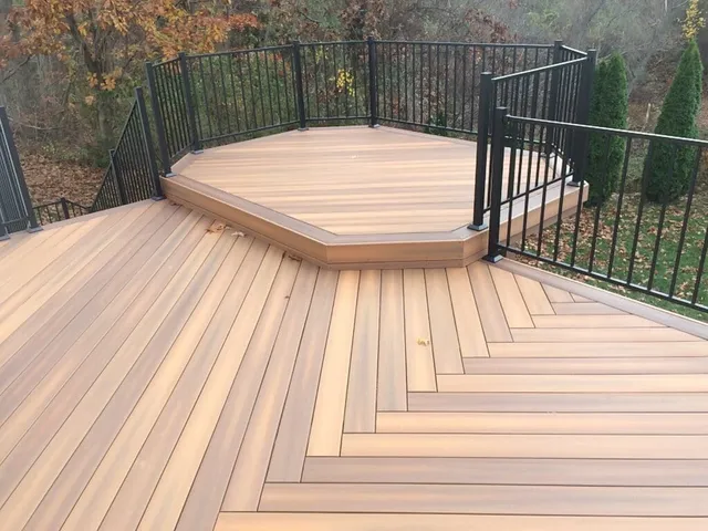 work photo from advancedcustomdecks.com