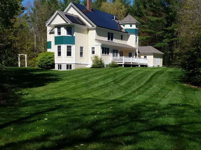 work photo from blueskylandscapingllc.com