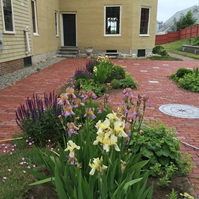 work photo from greathillhorticultural.us