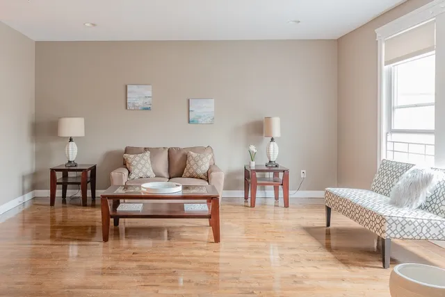 Flora Chen Babij Realtor- Keller Williams Realty Showcase Properties work photo