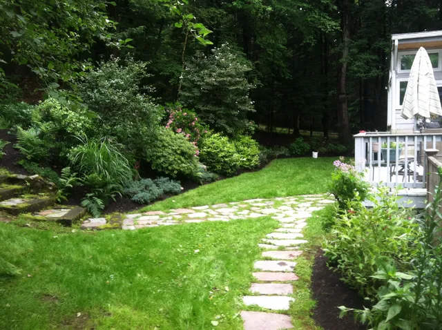 work photo from beyondlandscapecontracting.com