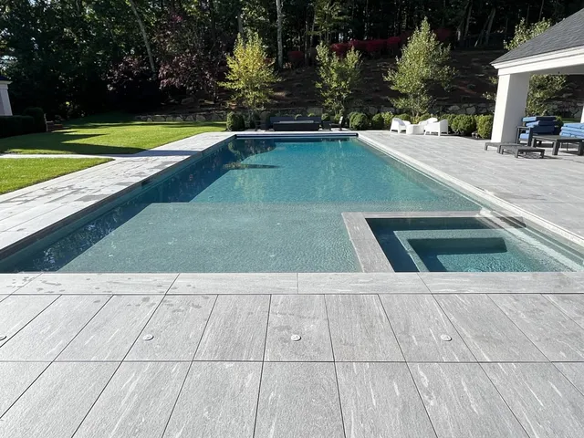work photo from aquadreamsandspainc.com