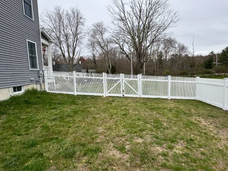 work photo from masterfencecorp.com