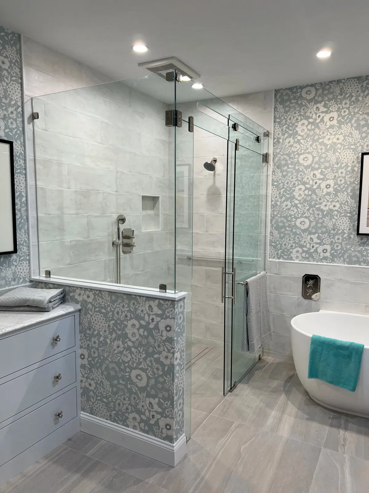 Custom_Bathroom_Shower_Tile_Remodel_Rooms_With_a_View_Westborough_MA_00004.jpeg