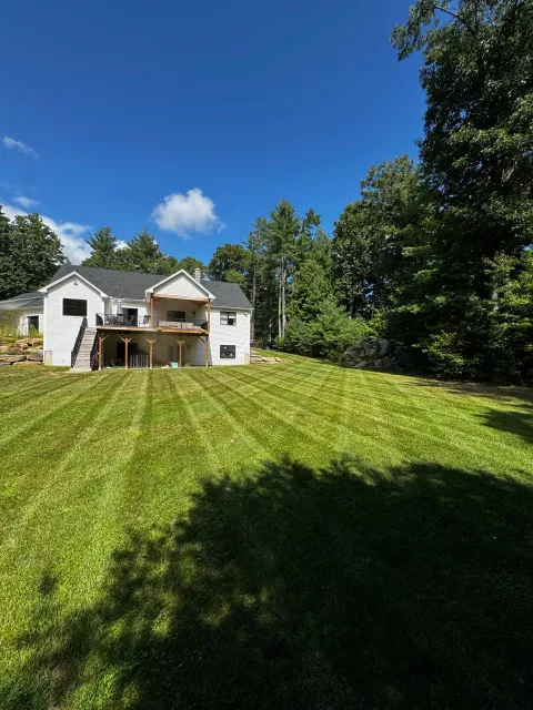 work photo from beaneslawnservice.com