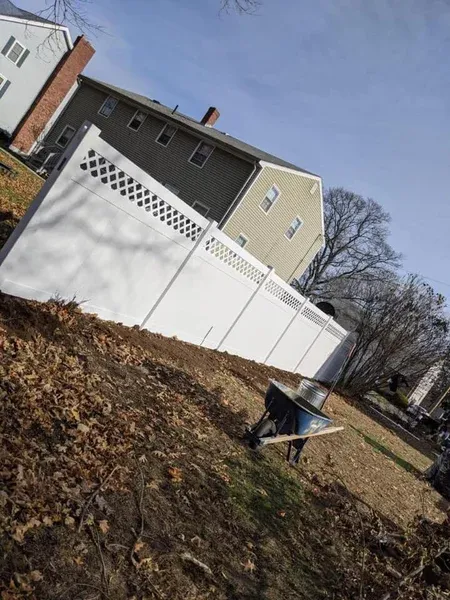 work photo from dependable-fence-company.com