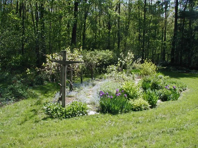Pioneer Valley Organics Landscaping