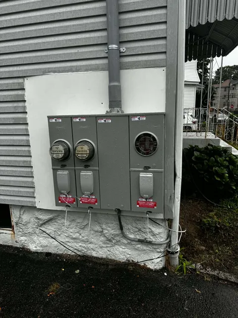 work photo from franciscopaulinoelectrician.com
