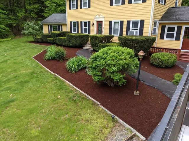 Nawrocki's Landscaping Services work photo