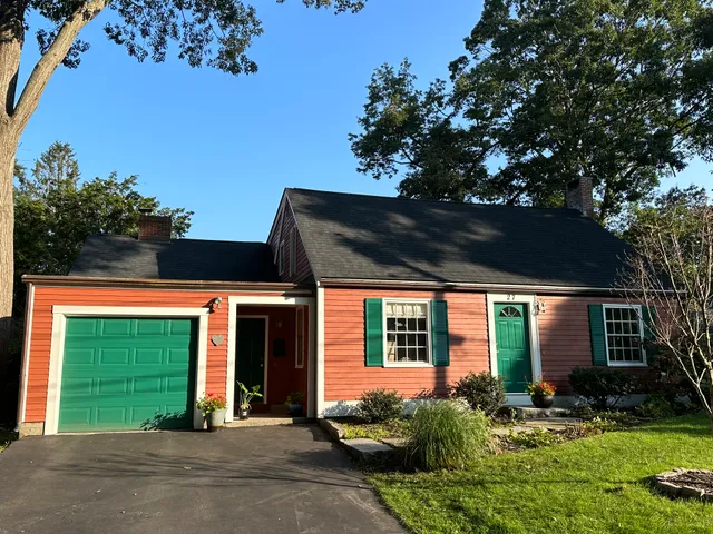 David Deschaine Roofing & Siding work photo