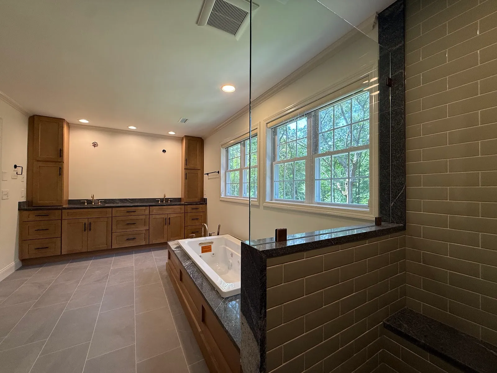 Molla Builders LLC
