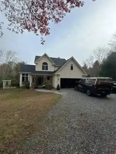 work photo from guaranteedroofingct.com