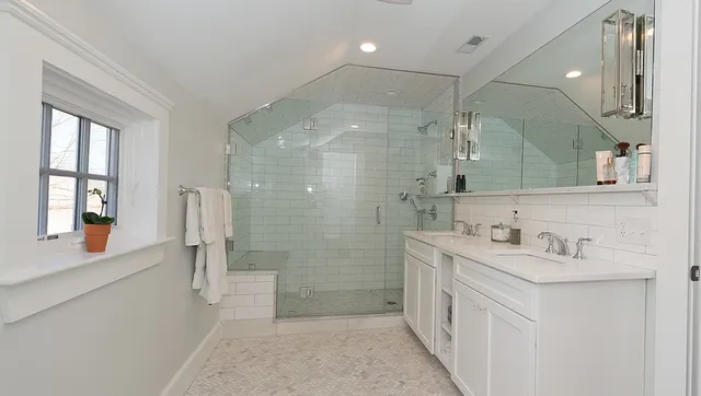 Allstate Showers & Architectural Glass work photo