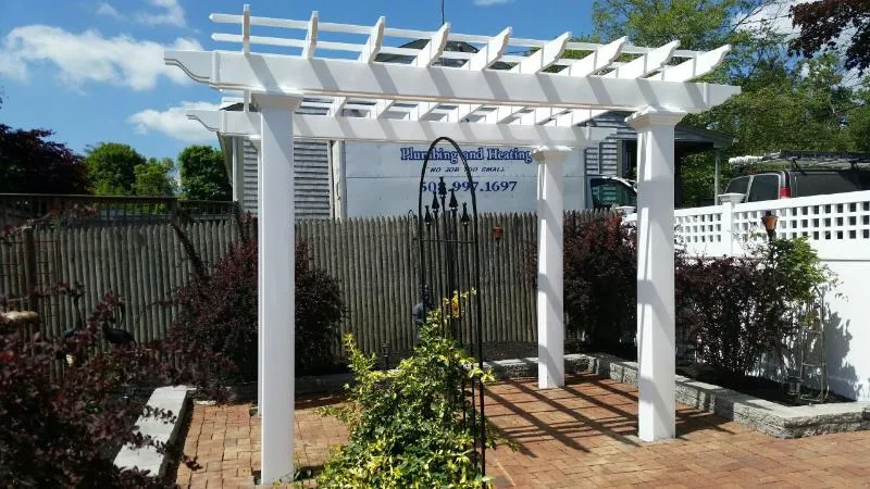 Correia Custom Fence LLC