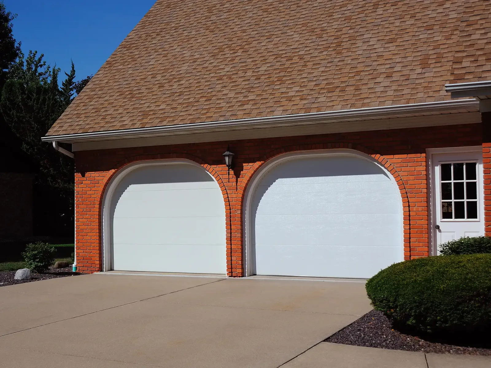 work photo from jaoverheaddoors.com