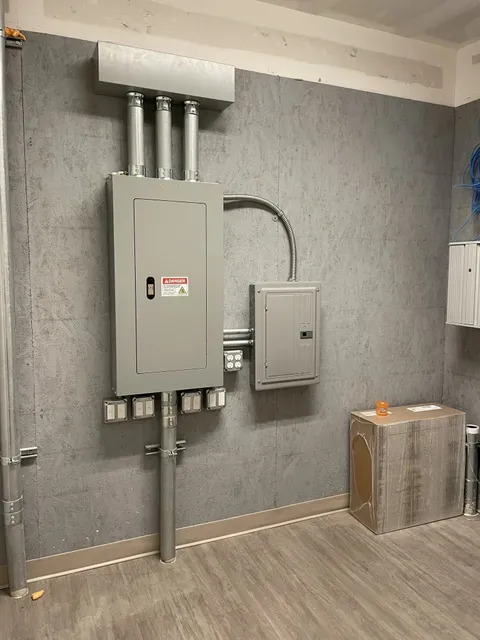 work photo from yankee-electric.com