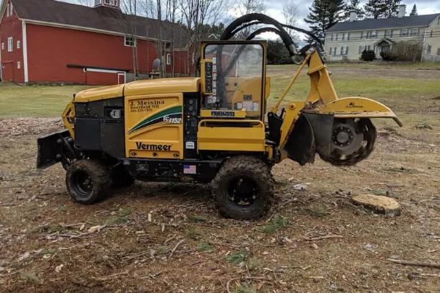 work photo from jmessinastumpgrindingnh.com
