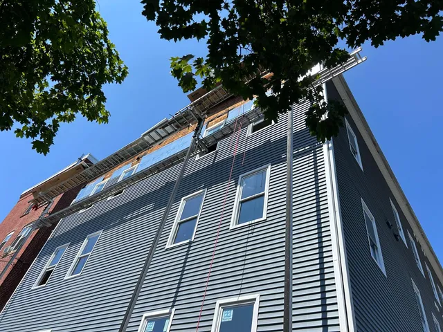 Quinde's Roofing General Contractor work photo