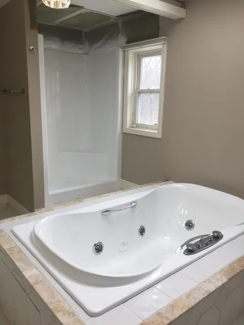 Porcelain Patch & Glaze Co work photo