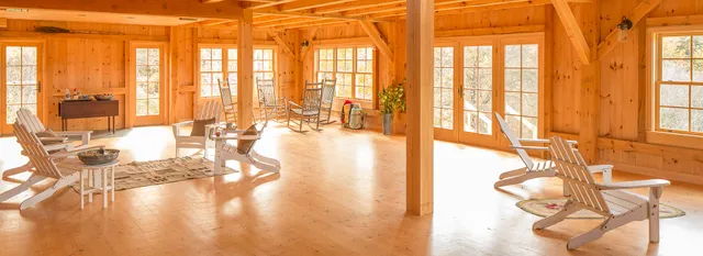 work photo from housesandbarns.com