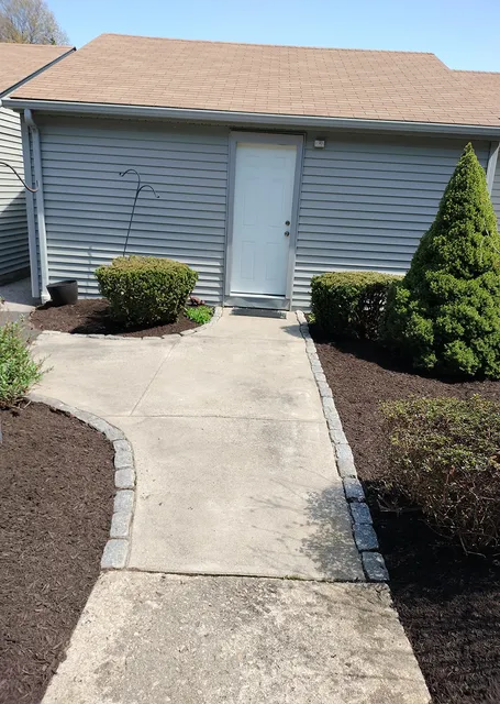 work photo from douggreenwoodlandscaping.com