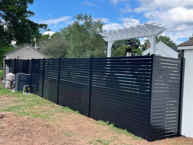 J&R New haven Fence LLC work photo
