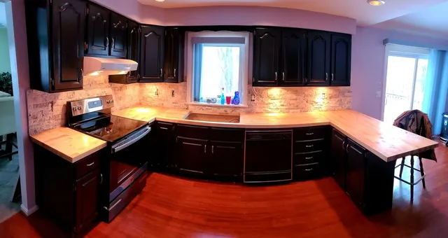 work photo from jerniganwoodworking.com