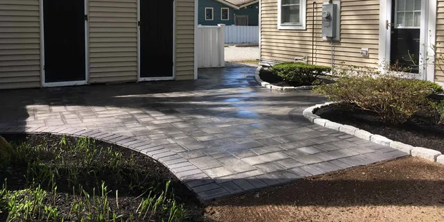 work photo from arrowheadlandscapecompany.com